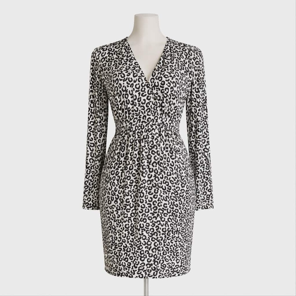 EUC. Size 8. Love Moschino Leopard Printed Surplus Midi Dress with Deep V Neck